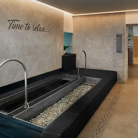 Otel Gran & 5*